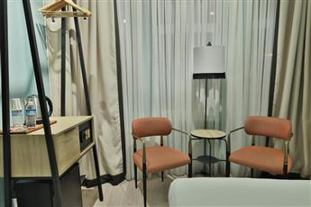 EA Exclusive Hotel 4*