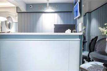 EA Exclusive Hotel 4*