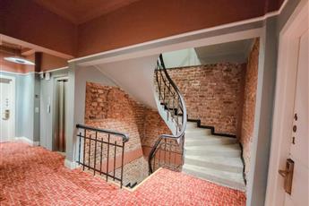 EA Exclusive Hotel 4*