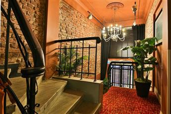 EA Exclusive Hotel 4*