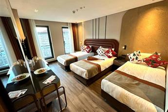 Edition Old City Hotel 4*
