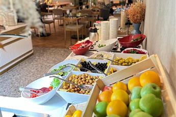 Edition Old City Hotel 4*