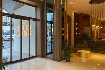 Edition Old City Hotel 4*