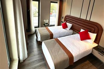 Edition Old City Hotel