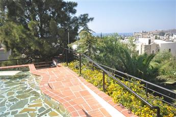 El Vino Hotel & Suites 4*