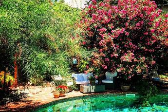 El Vino Hotel & Suites 4*