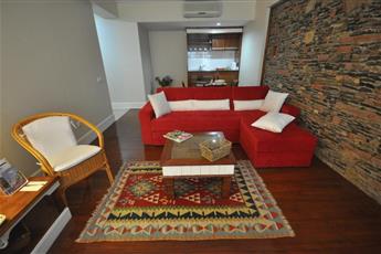 El Vino Hotel & Suites