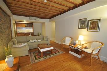 El Vino Hotel & Suites