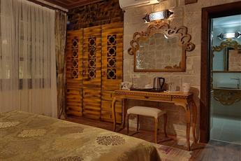 Elevres Stone House 4*