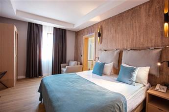 Eliada Hotel