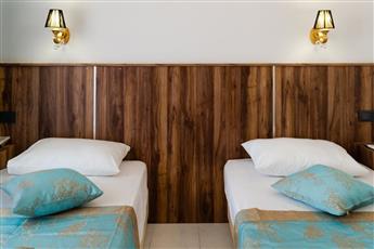 Elijah Hotel