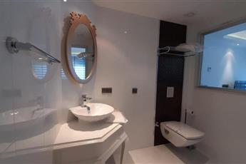 Elite Luxury Suite & Spa