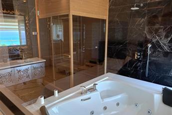 Elite Luxury Suite & Spa
