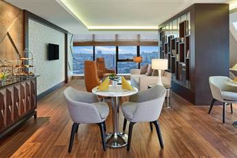 Elite World Grand Istanbul Basın Ekspres 5*