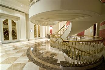 Elite World İstanbul Taksim 5*