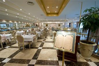 Elite World İstanbul Taksim 5*