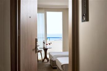 Elysee Beach Hotel
