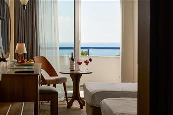 Elysee Beach Hotel