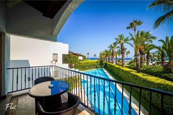 Emelda Sun Club Villas