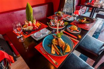 Emelda Sun Club