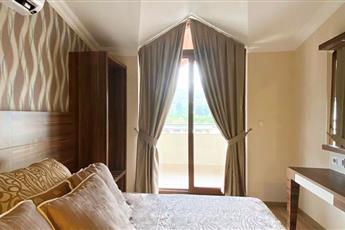 Emily Rose Hotel