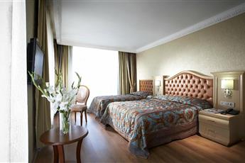 Emre Beach Hotel 4*