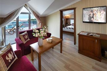 Emre Beach Hotel