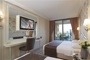 Emre Beach Hotel
