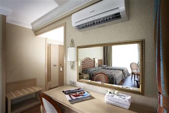 Emre Beach Hotel