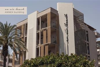 En Vie Beach Boutique Hotel - Adults Only 16+