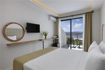 Enki Spinoza Thermal & Resort Hotel 4*