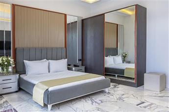 Enki Spinoza Thermal & Resort Hotel 4*