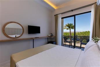 Enki Spinoza Thermal & Resort Hotel 4*