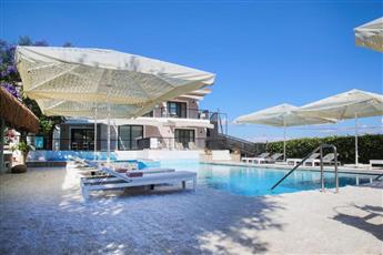 Enki Suess Alacati 4*