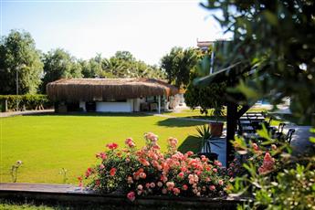 Enki Suess Alacati 4*