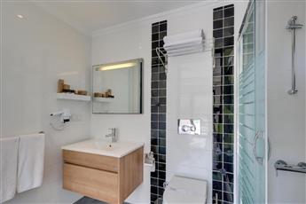 Enki Suess Alacati 4*