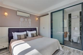 Enki Suess Alacati 4*