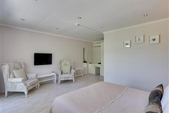 Enki Suess Alacati 4*