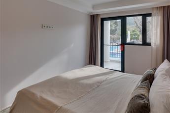 Enki Suess Alacati 4*