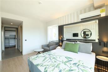 Eos Beach Resort