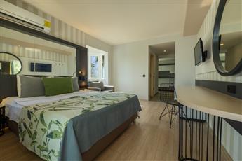 Eos Beach Resort