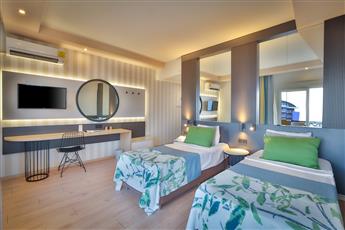 Eos Beach Resort