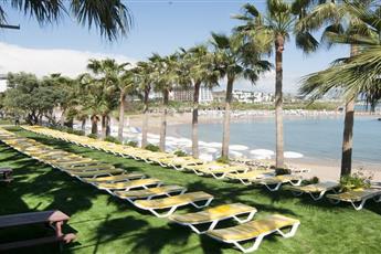 Eos Beach Resort