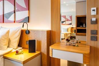 ERK Hotel Sirkeci 4*