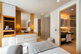 ERK Hotel Sirkeci 4*