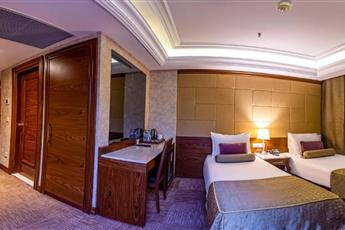 Eurostars Hotel Old City 4*