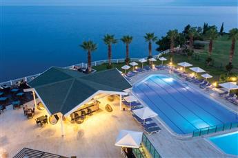 Falcon Hotel
