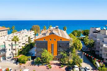 Fame Beach Hotel