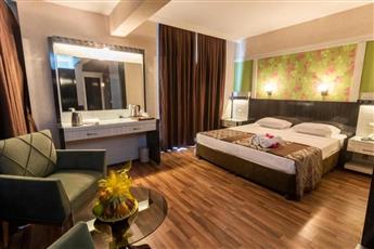 Fame Beach Hotel