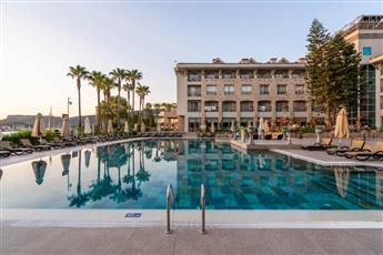 Fame Residence Kemer & Spa 5*